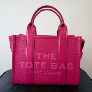 Marc Jacobs The Tote Bag Small Raspberry Pink